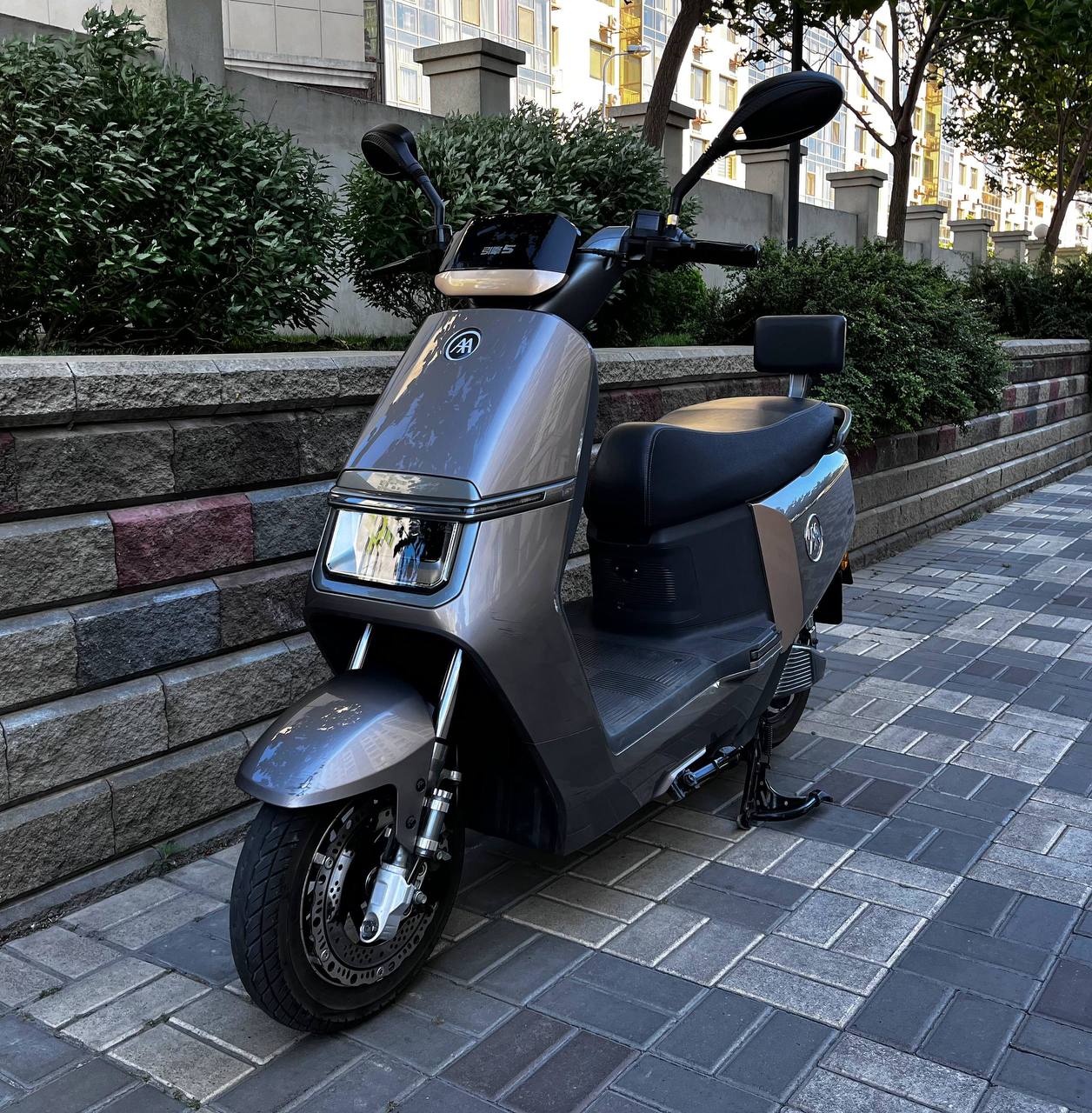 Aima A700